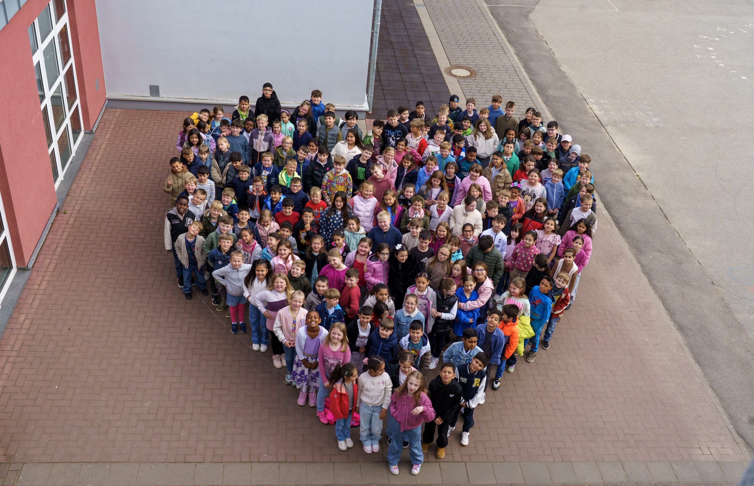 Schueler Hadamar in Herzformation